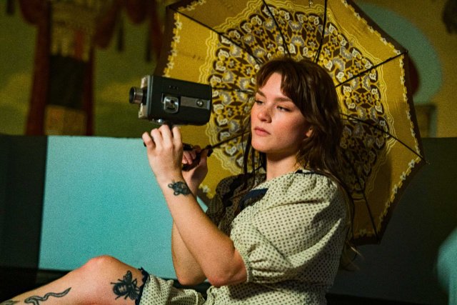 Jolee-Mallmann-by-Jocelyne-Berumen-02